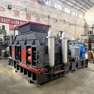 1200x800型對輥破碎機設備發貨圖片