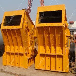 青石破碎機(jī)|青石頭破碎機(jī)生產(chǎn)廠家|青石破碎機(jī)生產(chǎn)線價格|多少錢一臺